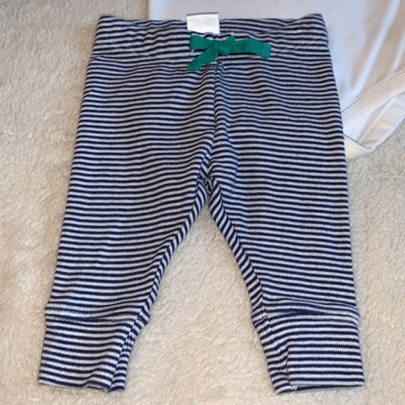 Gymboree Baby 0-3M 2pc Onesie & Leggings Set PEAS EUC - Picture 5 of 11